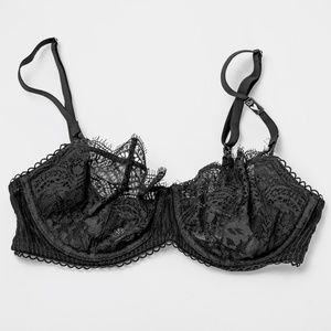 Victoria's Secret | Black Wicked Lace Uplift Bra